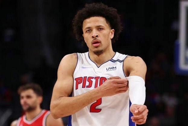 队中几位关 队中几位关